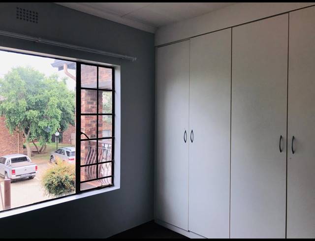 2 BEDROOM APARTMENT FOR SALE IN SONNEVELD